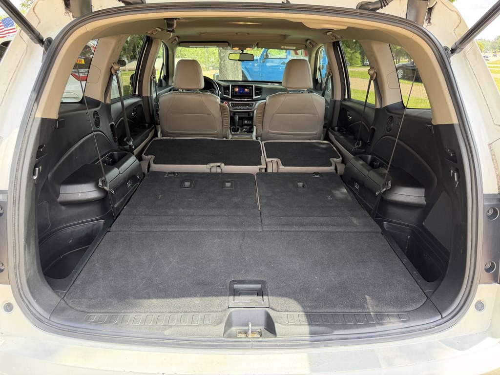 2017 Honda Pilot Image 28