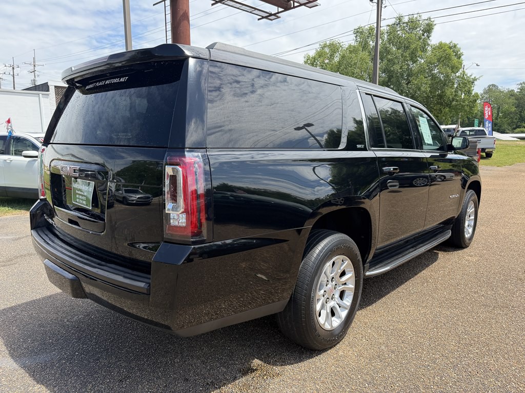 2017 GMC Yukon Image 5