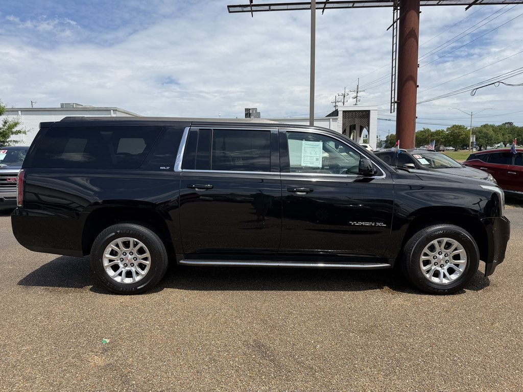 2017 GMC Yukon Image 6