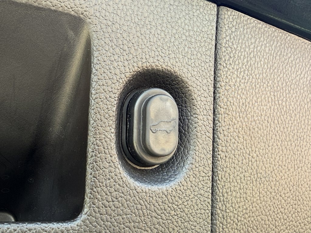 2017 GMC Yukon Image 27