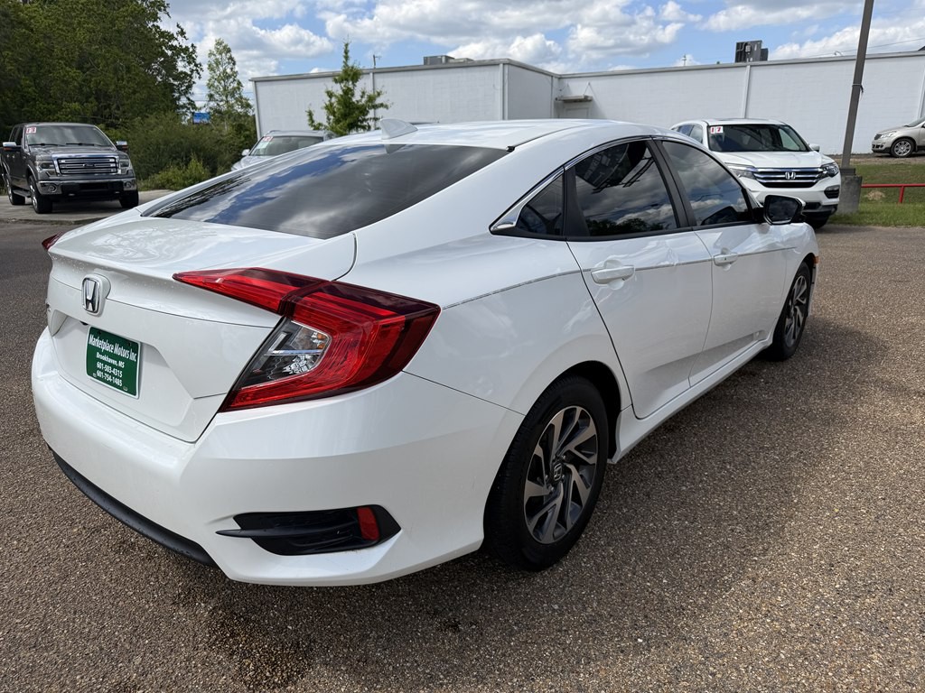 2017 Honda Civic Image 7