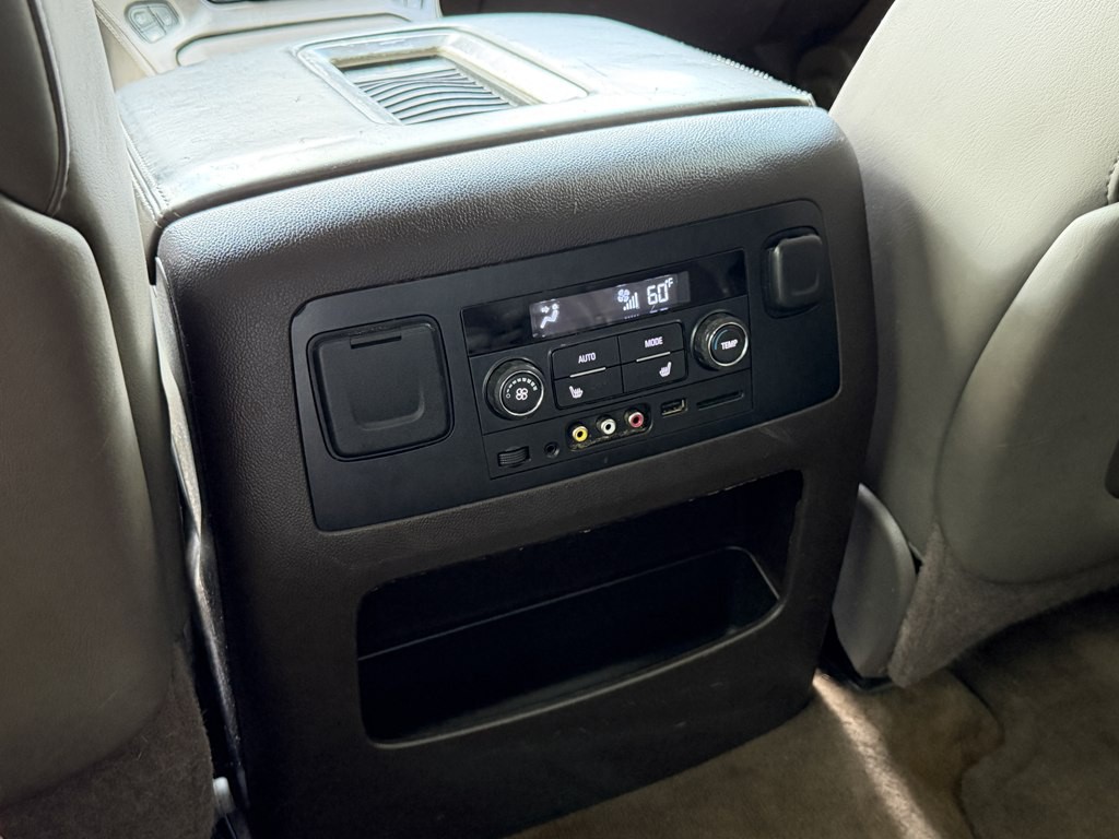 2015 GMC Yukon Image 14