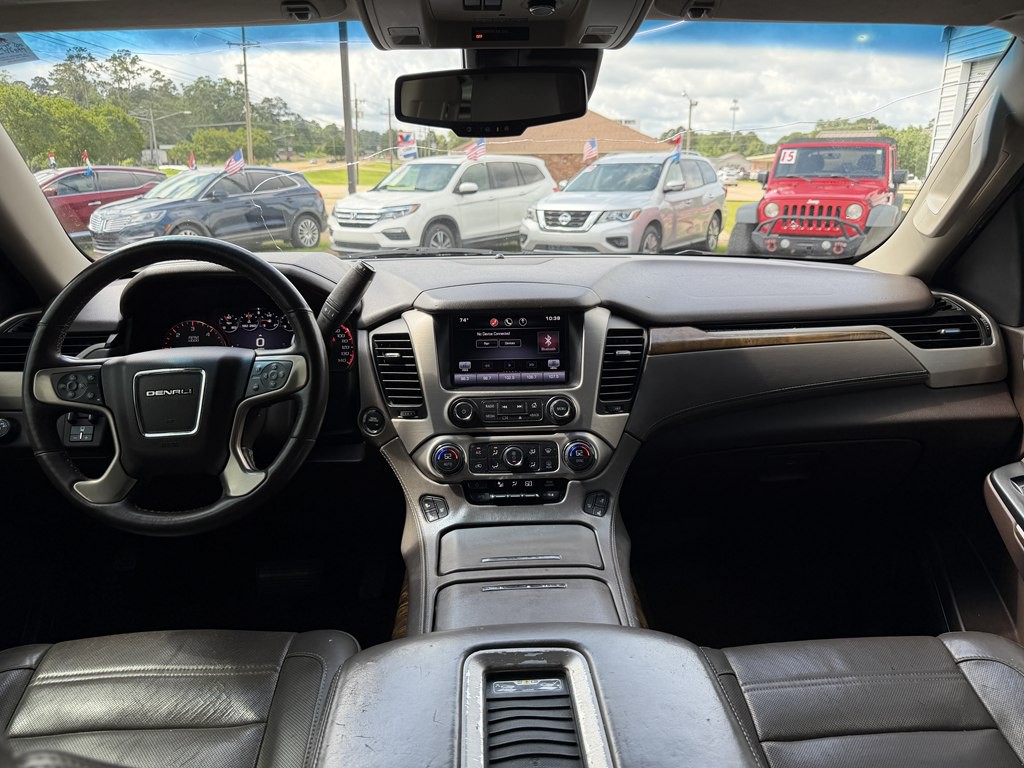 2015 GMC Yukon Image 16