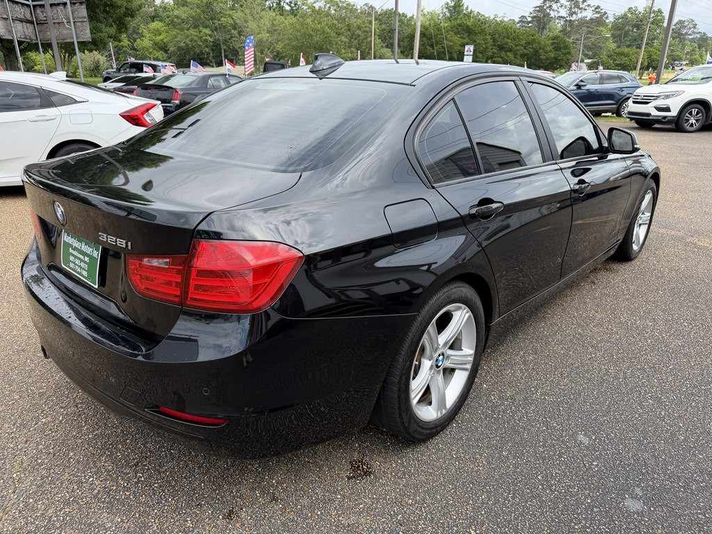 2015 BMW 3 Series Image 5
