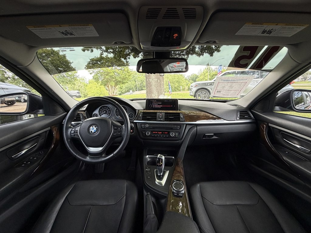 2015 BMW 3 Series Image 13