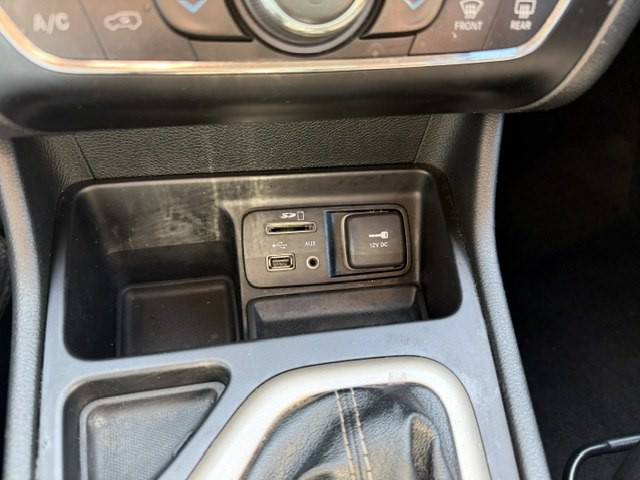 2015 Jeep Cherokee Image 11