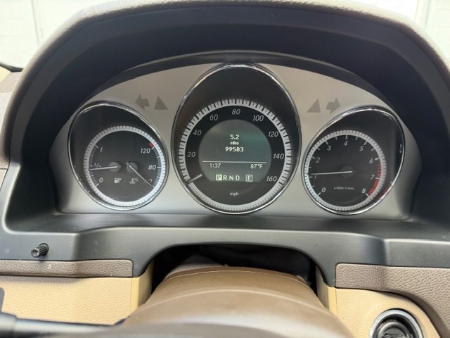 2011 Mercedes-Benz C-Class Image 13