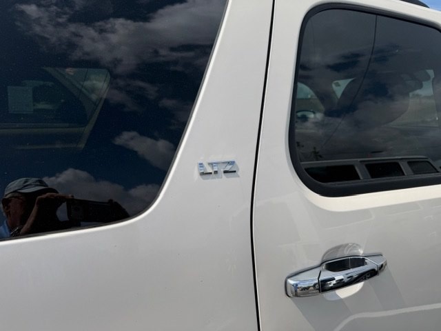 2012 Chevrolet Tahoe Image 3