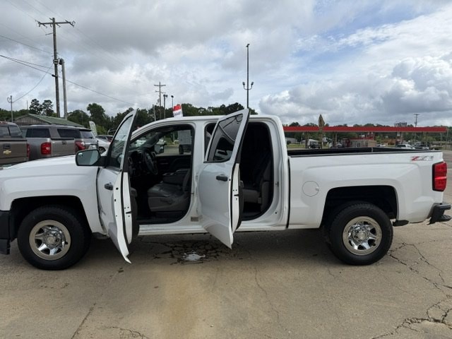 2018 Chevrolet Silverado 1500 Image 3