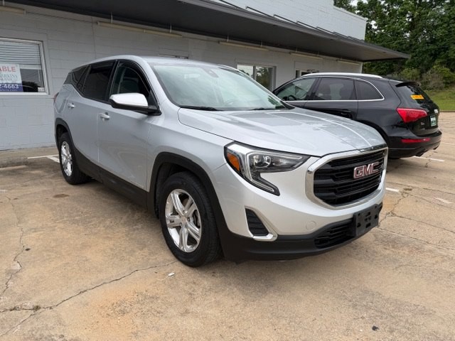 2020 GMC Terrain Image 1