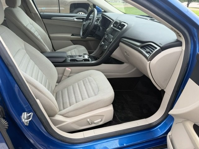 2017 Ford Fusion Image 9