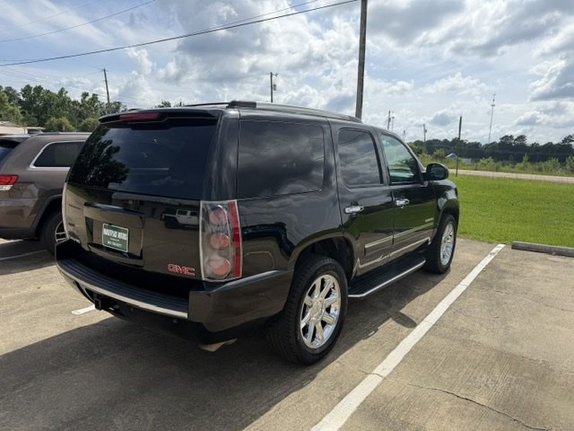 2013 GMC Yukon Image 2
