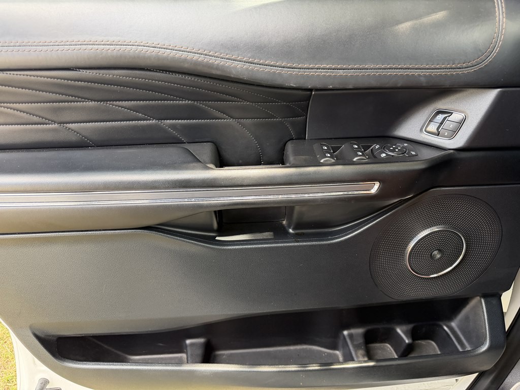 2020 Ford Expedition Image 11
