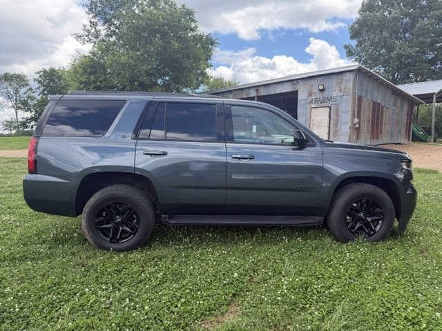 2019 Chevrolet Tahoe Image 2