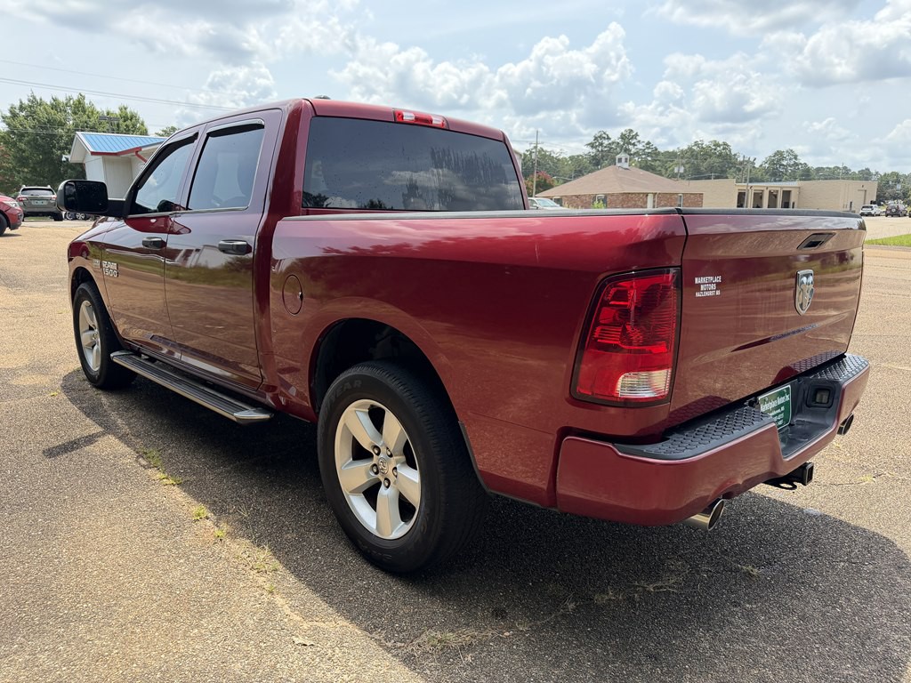 2013 RAM 1500 Image 3