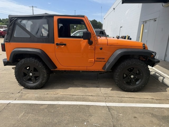 2012 Jeep Wrangler Image 4