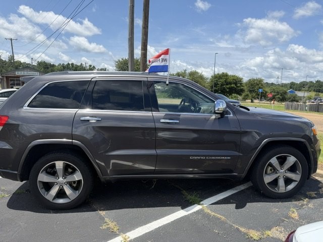 2015 Jeep Grand Cherokee Image 2