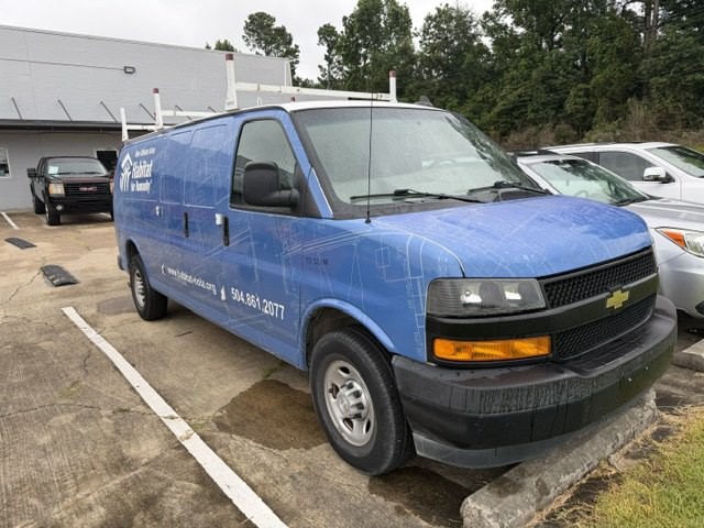 2019 Chevrolet Express Image 2