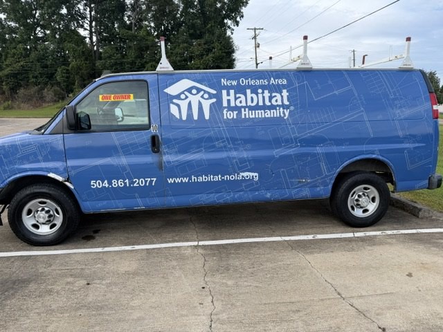 2019 Chevrolet Express Image 4