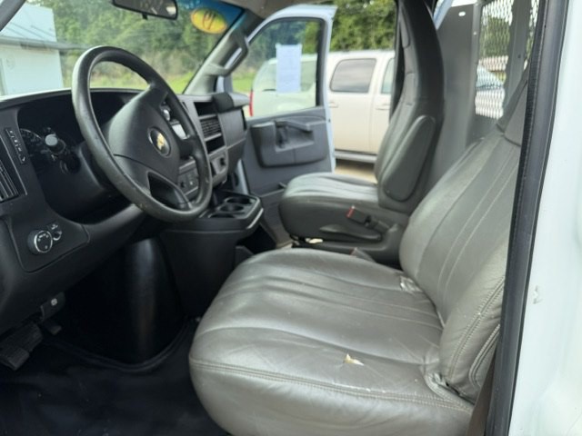 2019 Chevrolet Express Image 7