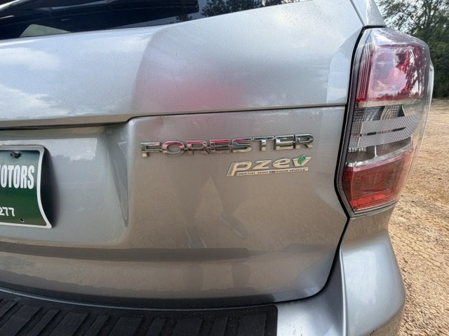 2015 Subaru Forester Image 4