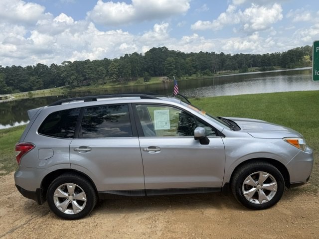 2015 Subaru Forester Image 7