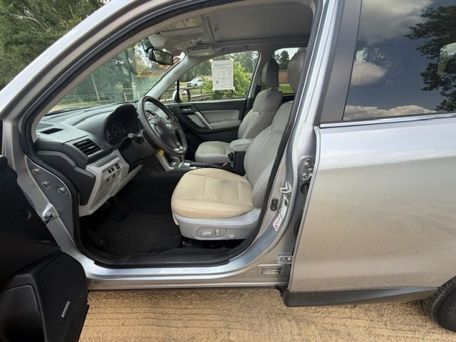 2015 Subaru Forester Image 15