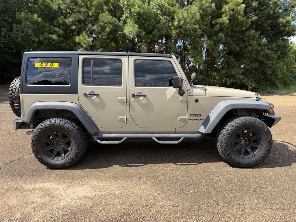 2017 Jeep Wrangler Unlimited Image 7