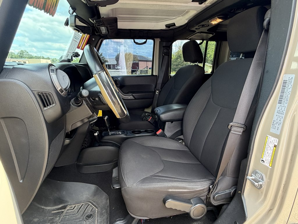 2017 Jeep Wrangler Unlimited Image 11