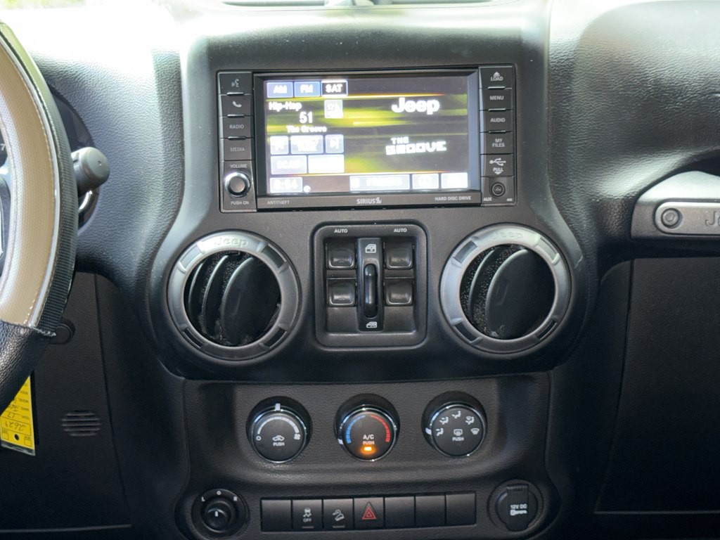 2017 Jeep Wrangler Unlimited Image 15