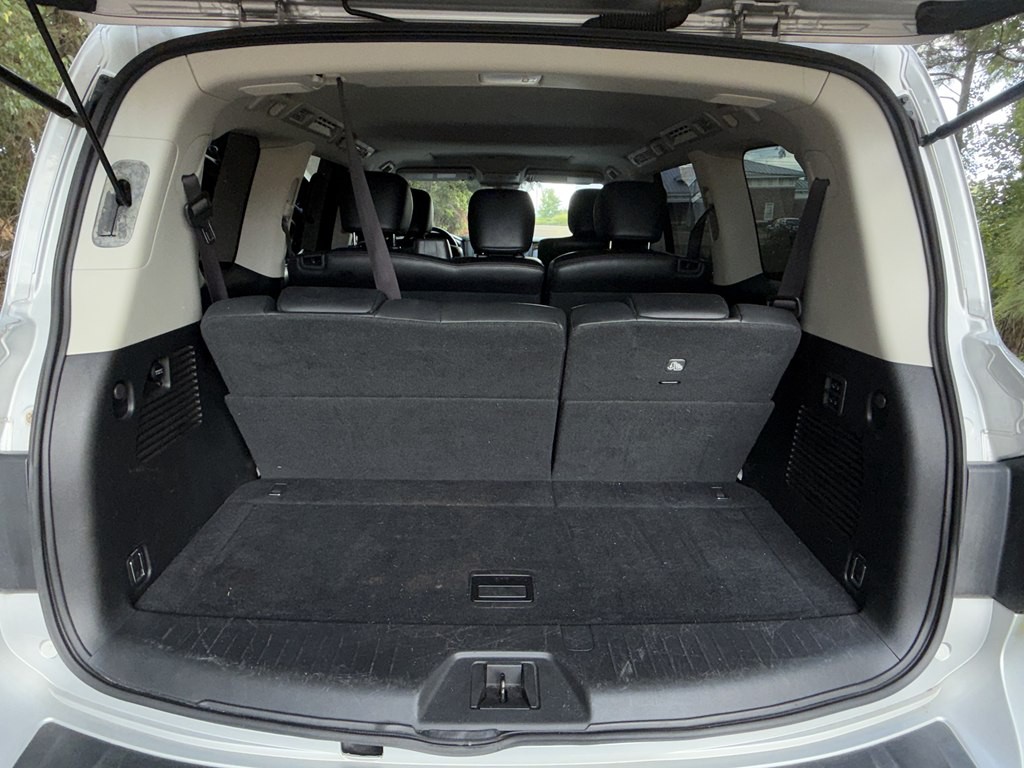 2019 Nissan Armada Image 24