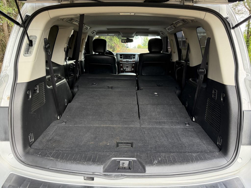 2019 Nissan Armada Image 27