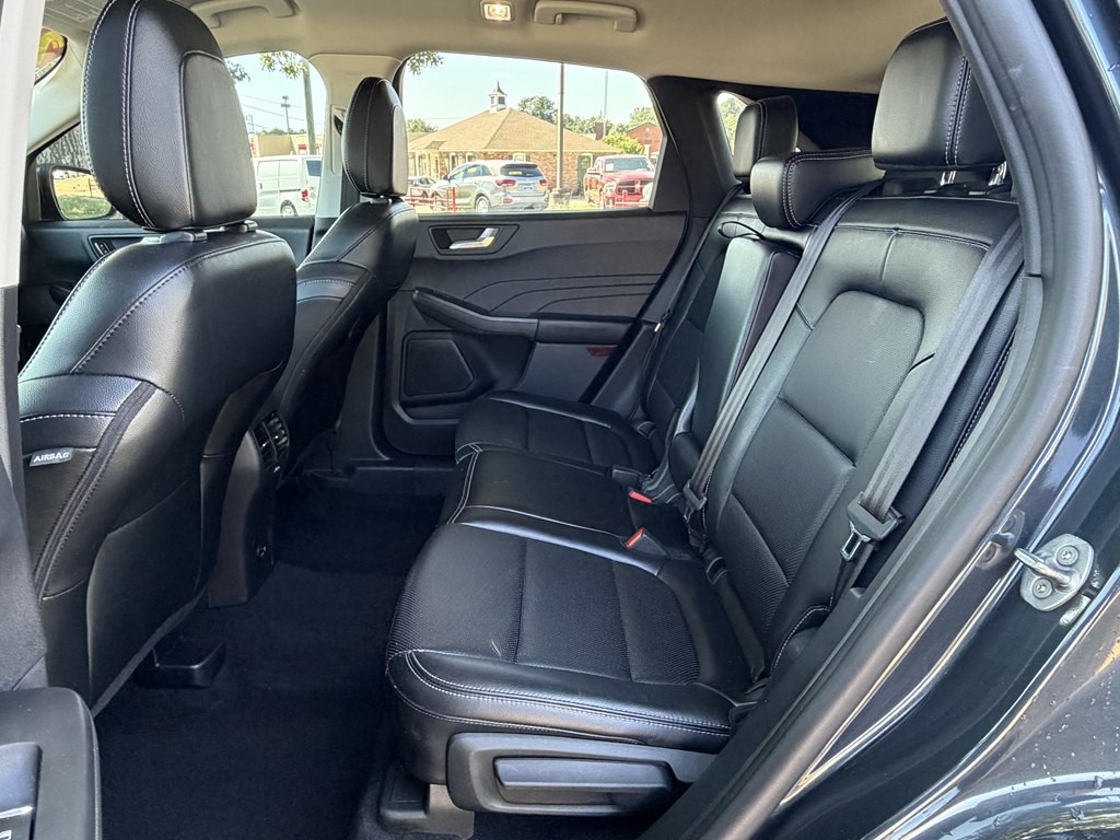 2022 Ford Escape Image 11