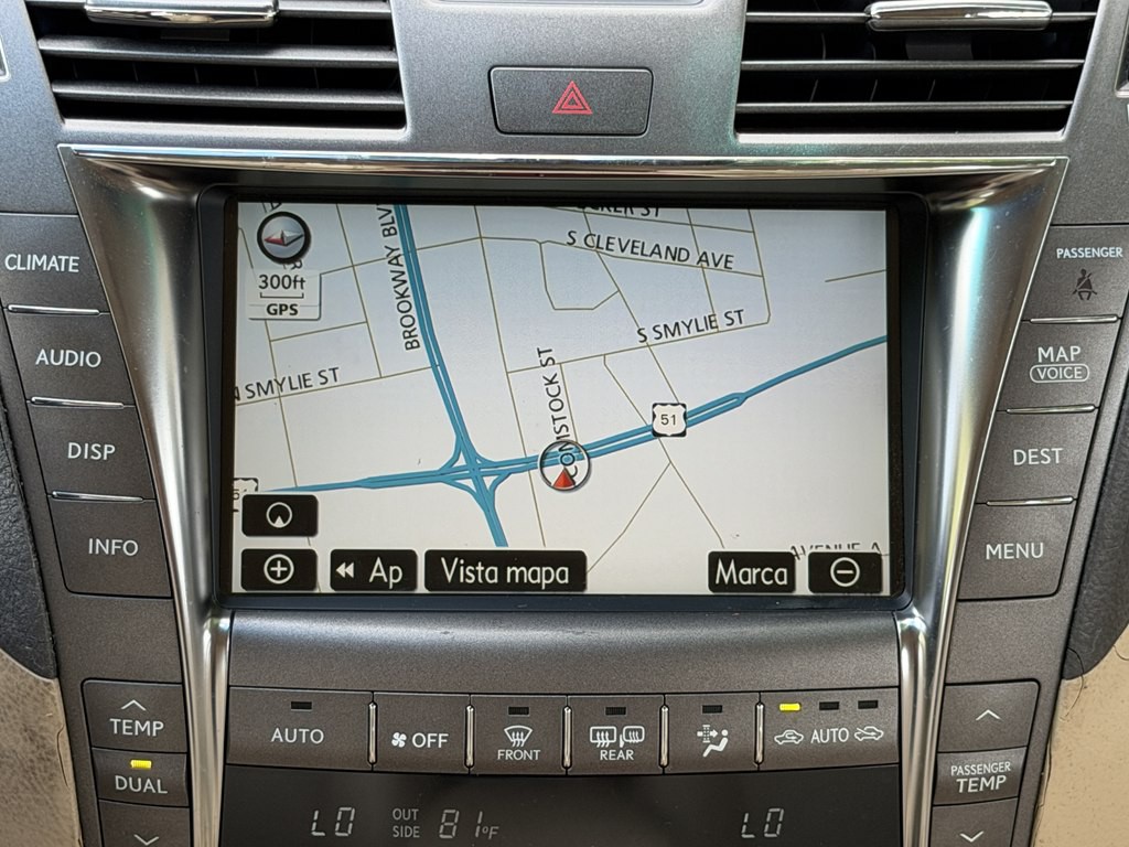 2007 Lexus LS 460 Image 16