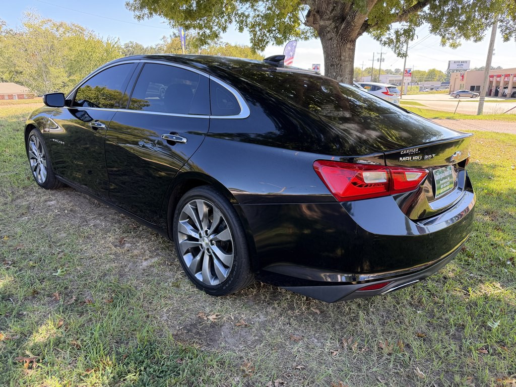 2016 Chevrolet Malibu Image 3