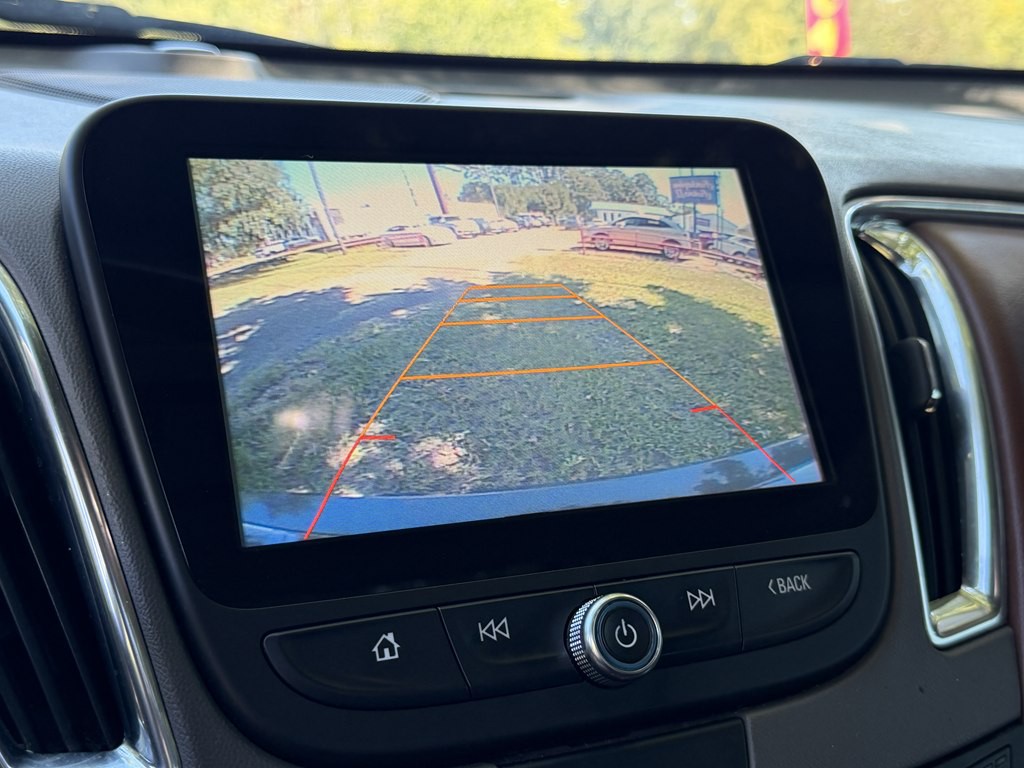 2016 Chevrolet Malibu Image 21