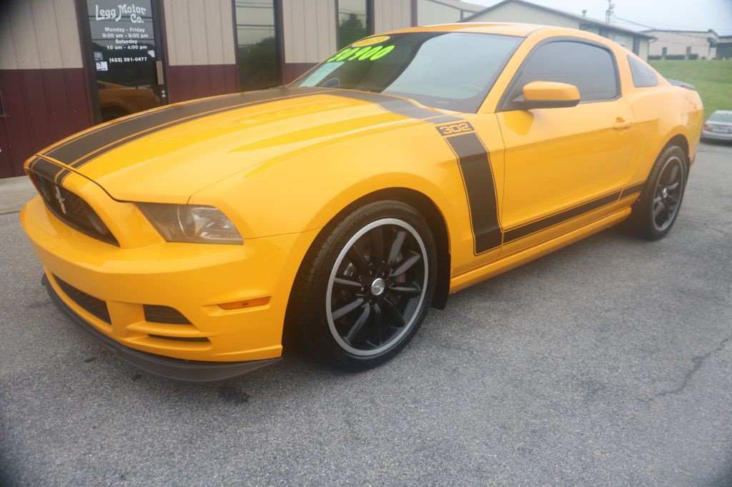 2013 Ford Mustang Image 2