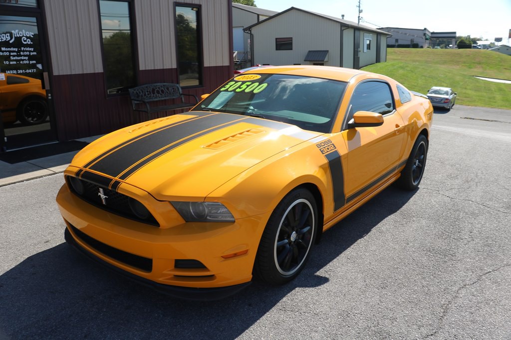 2013 Ford Mustang Image 2