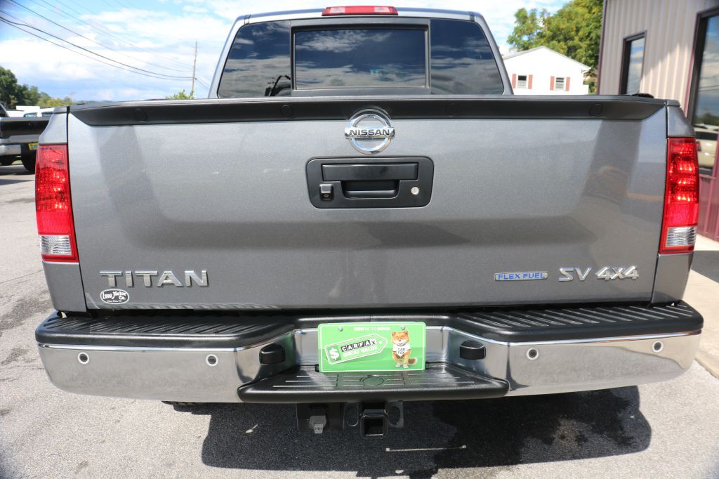 2013 Nissan Titan Image 6