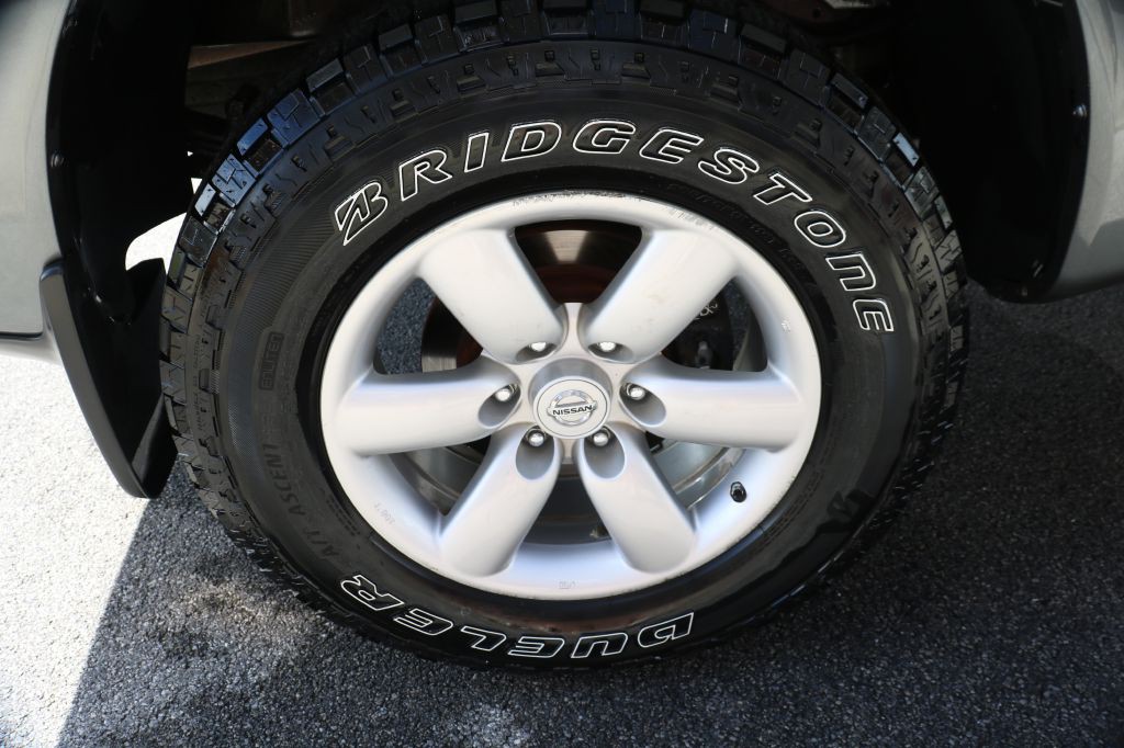 2013 Nissan Titan Image 11