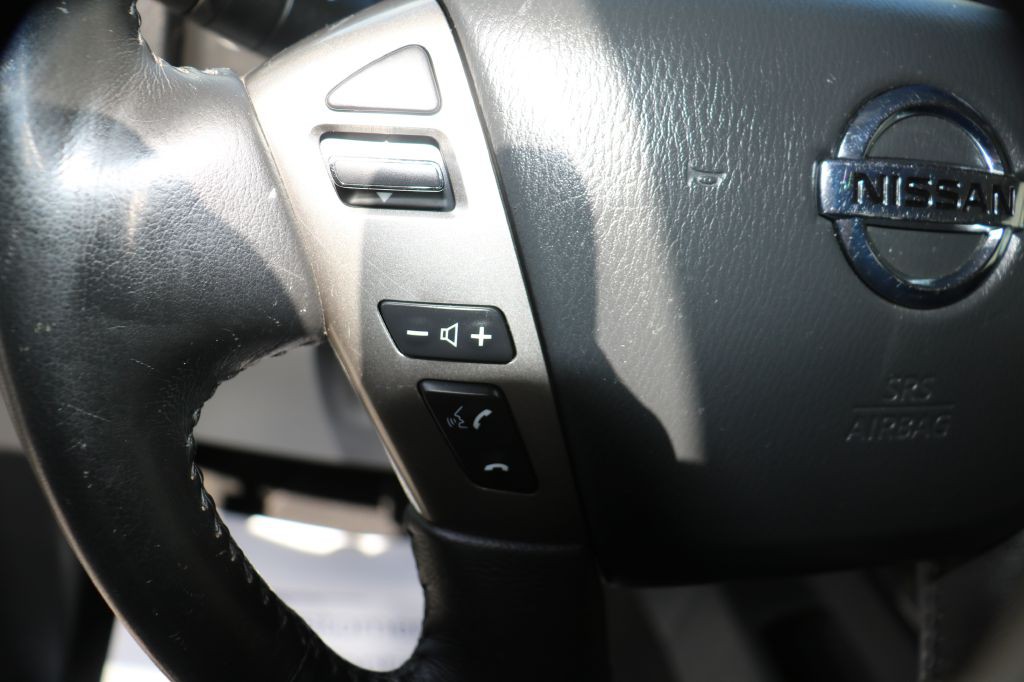 2013 Nissan Titan Image 18