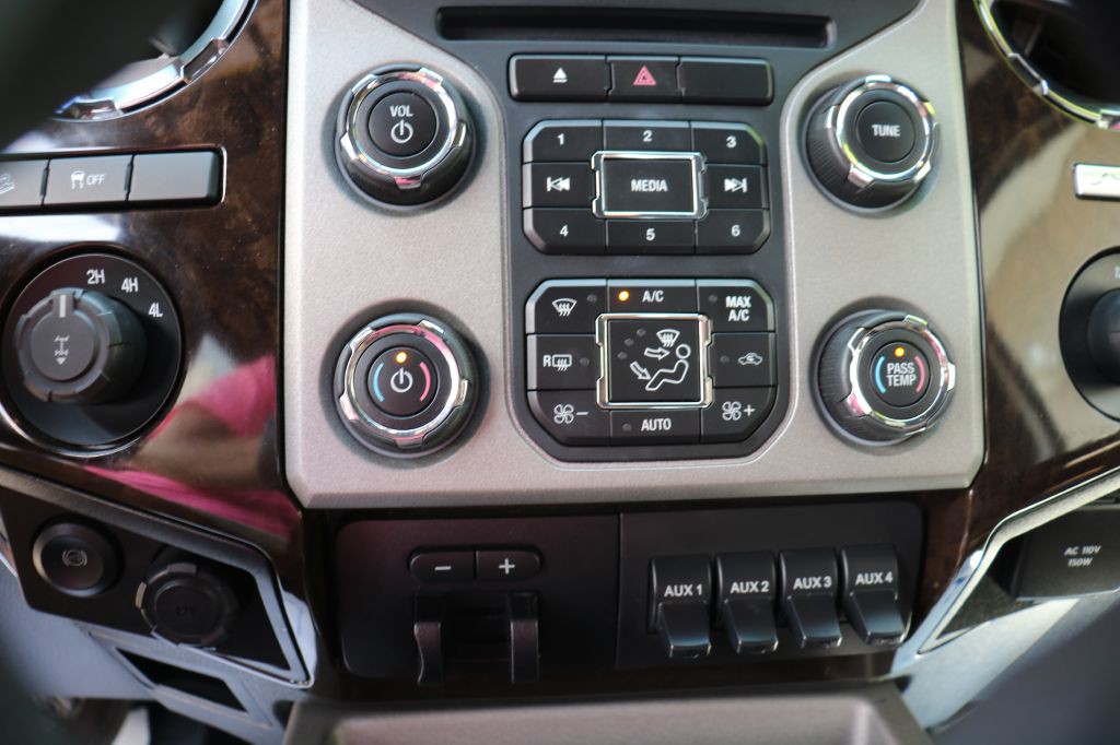 2016 Ford F-250 Image 30