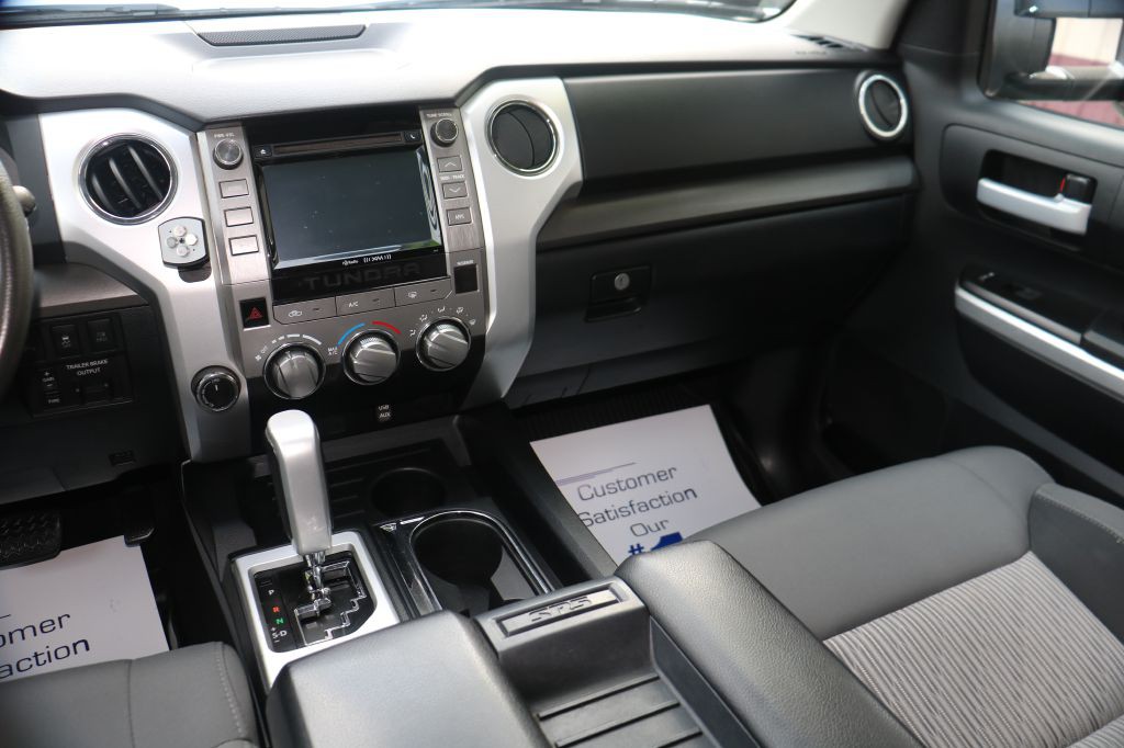 2016 Toyota Tundra Image 15