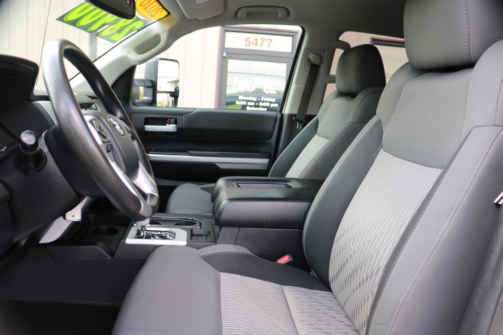2016 Toyota Tundra Image 16