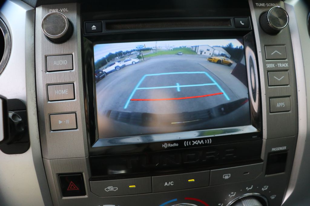 2016 Toyota Tundra Image 20