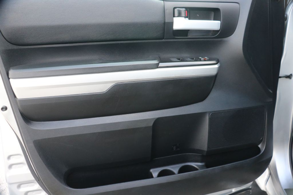 2016 Toyota Tundra Image 21