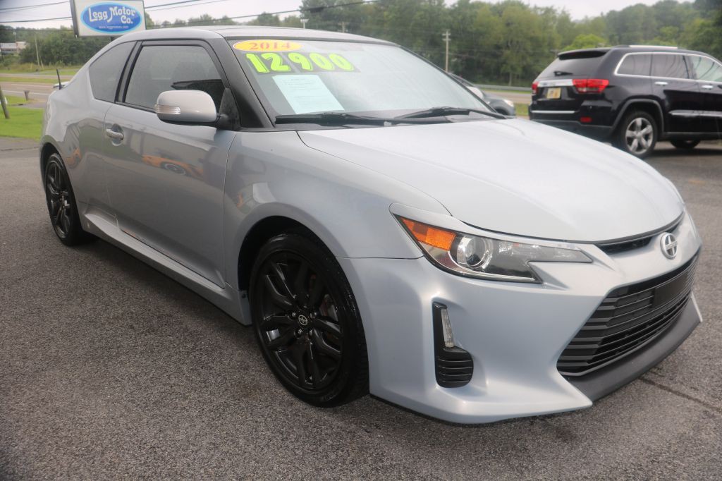 2014 Scion tC Image 4
