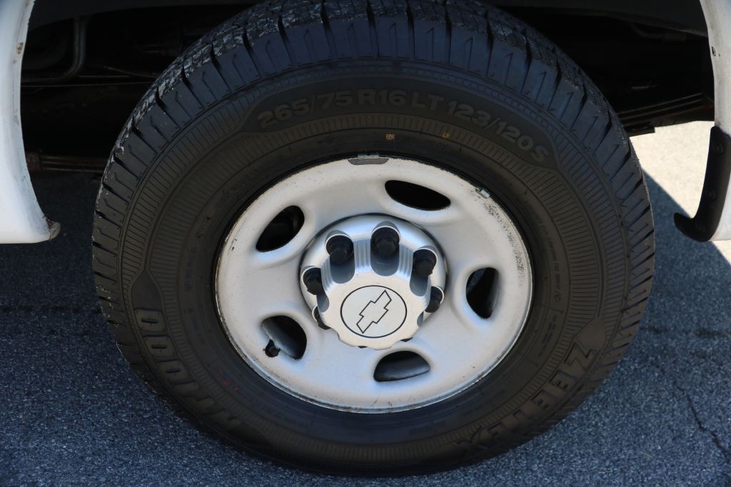 2015 Chevrolet Express Image 8