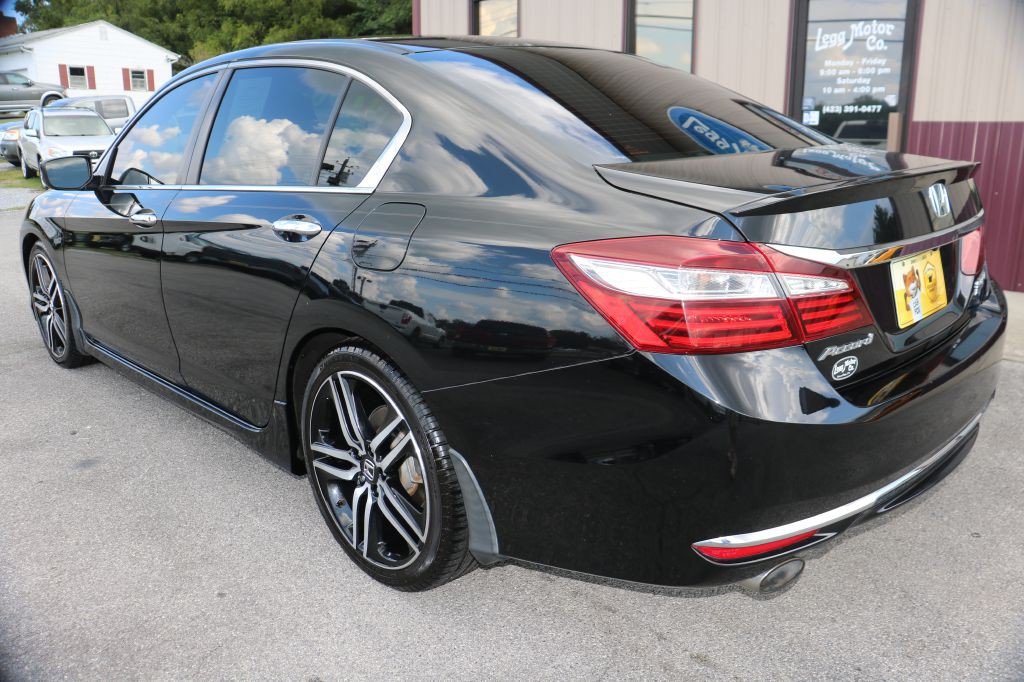 2017 Honda Accord Image 7