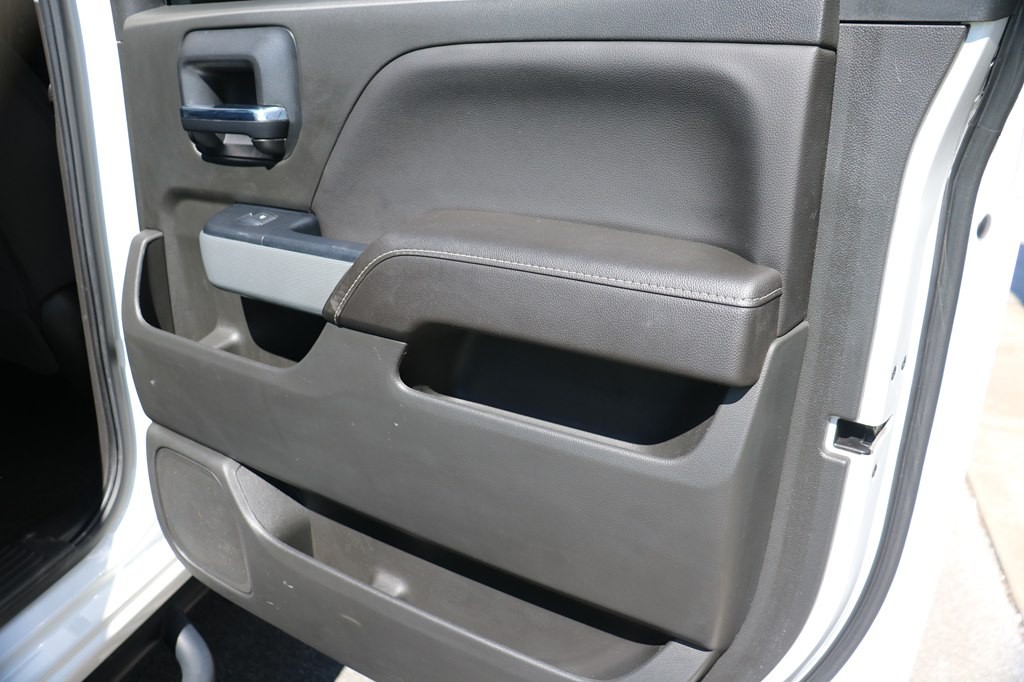 2018 Chevrolet Silverado 1500 Image 17
